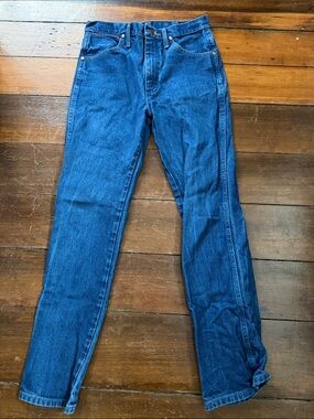 Wrangler Slim Cowboy Fit Blue Denim Jeans with Copper Stitching 29x31